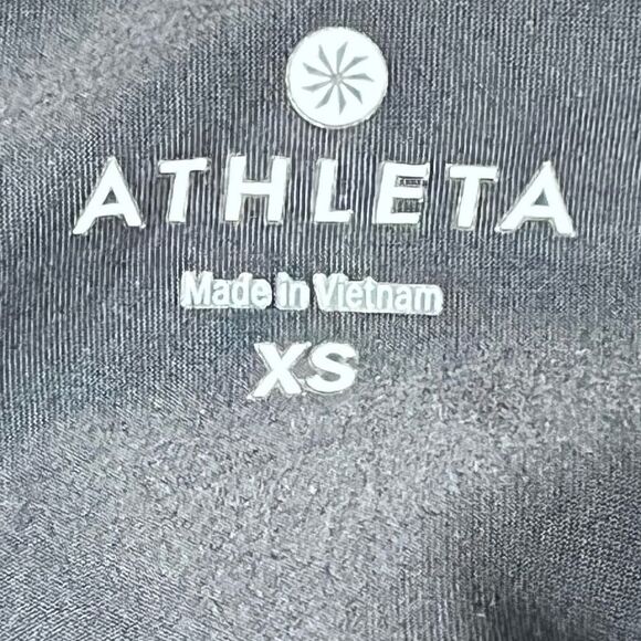 * NWOT ATHLETA Black Stellar Raw Hem Slit Tights Sz XS - Picture 15 of 15